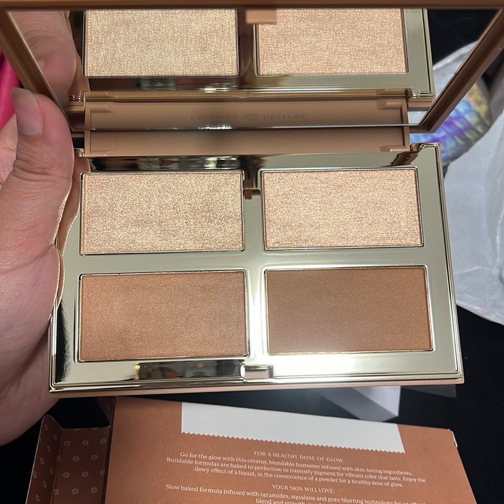Baked highlighter & bronzer quad by complex culture